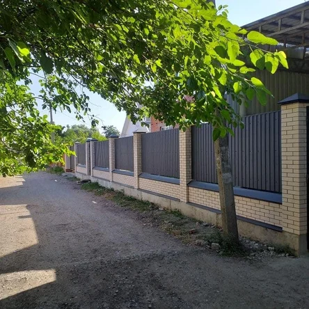 Забор секционный профнастил однотонный